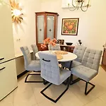 Luxury Zogan Apartment *