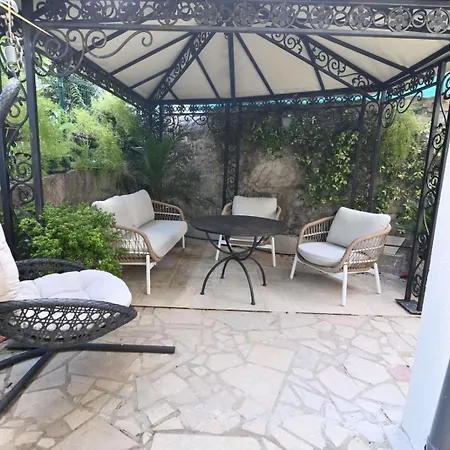 Апартаменты Luxury Zogan