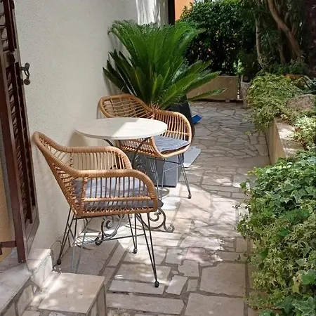 Luxury Zogan 奥帕提亚