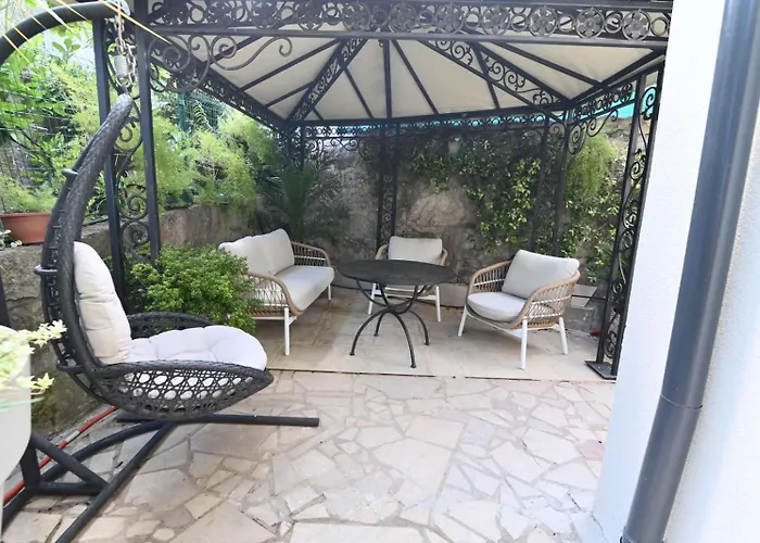 Апартаменты Luxury Zogan